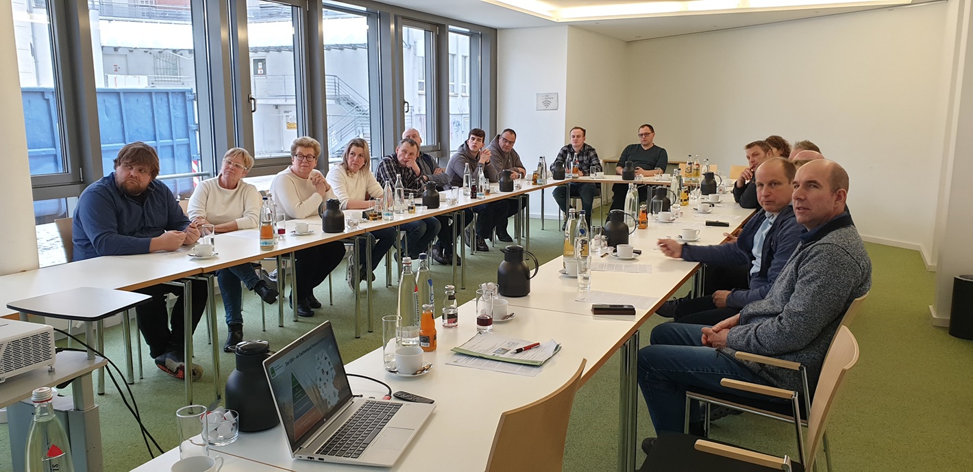 Reisen bildet: Exkursion von Vorständen und Mitgliedern der RGS Ost nach Berlin