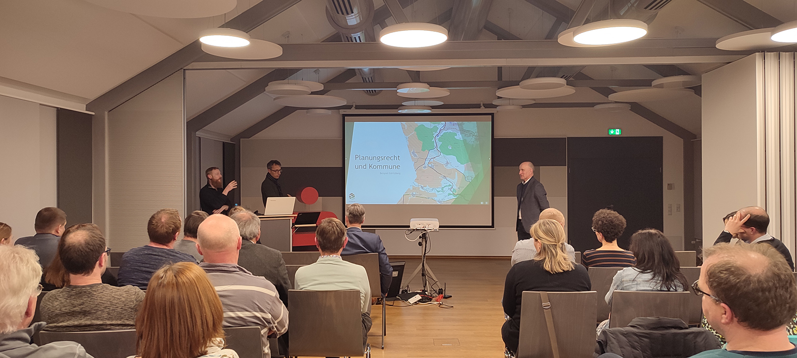 Landwirtschaftsforum zu Photovoltaik: Chancen und Risiken für Landwirte