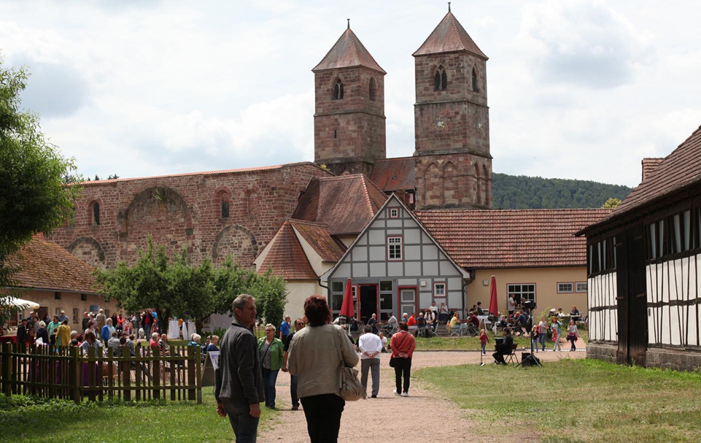 Museumsfest: Blick auf die Klostertürme von Osten