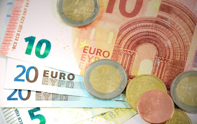 Mindestlohn soll ab 2024 auf 12,41 Euro pro Stunde und ab 2025 auf 12,82 Euro pro Stunde steigen